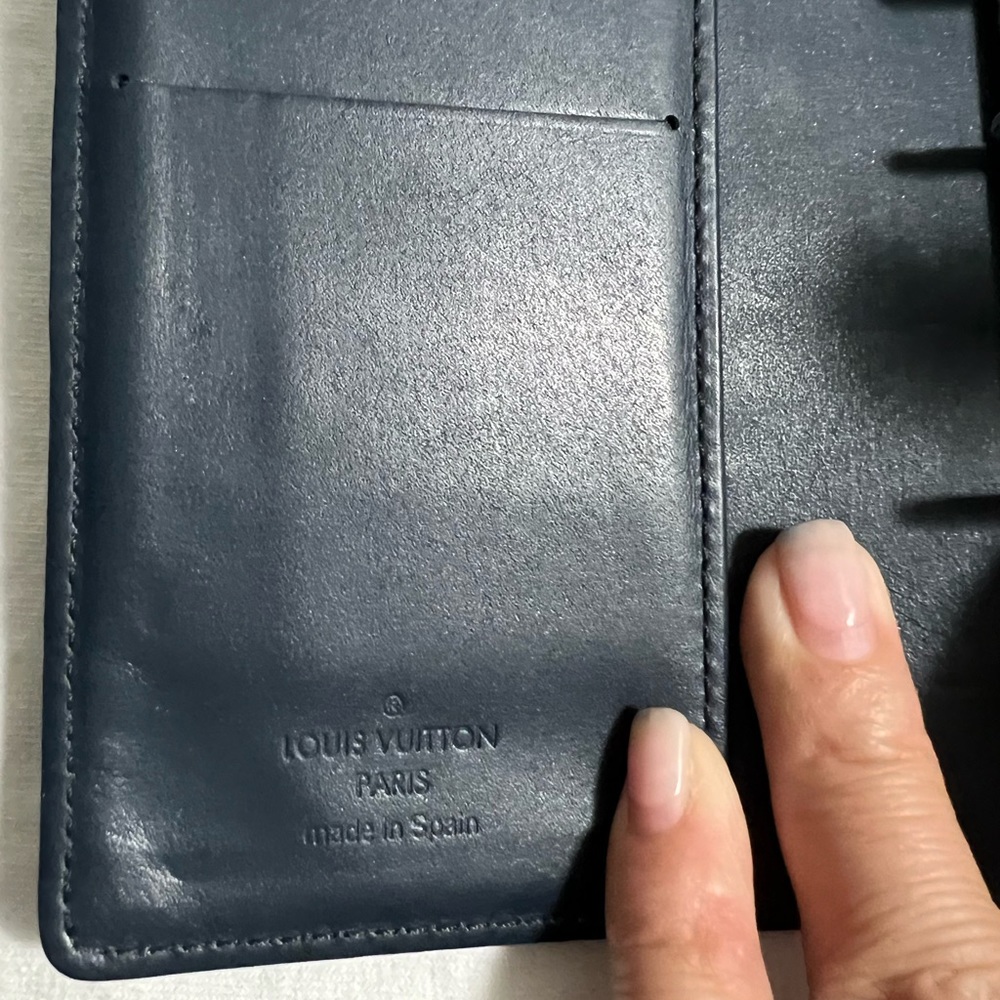 EUC Vintage Louis Vuitton Vernis Small Agenda in Navy Blue - Picture 5 of 7